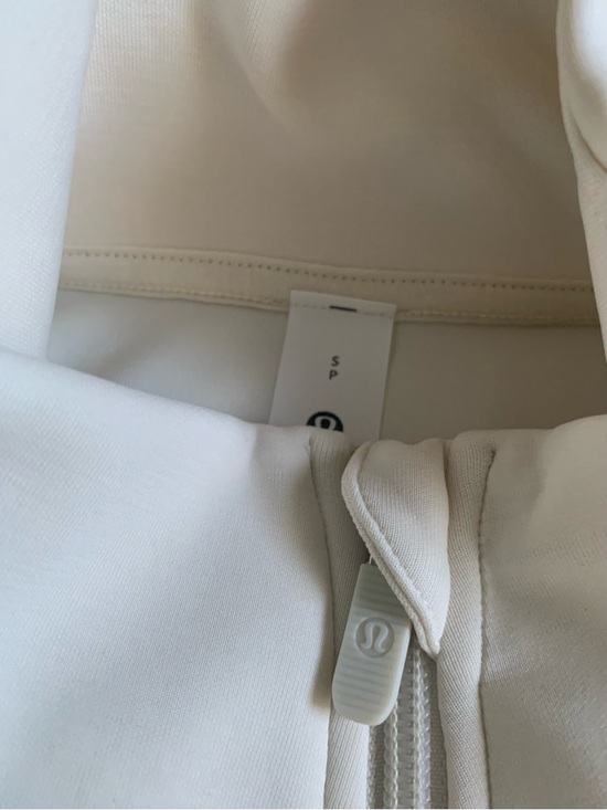 lululemon athletica Ivory Softstreme half zip Long size Small - Picture 3 of 6